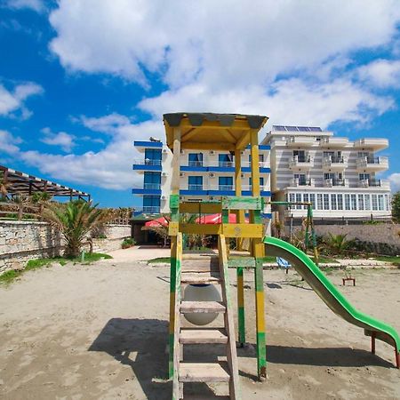 Hotel Zverneci Екстер'єр фото