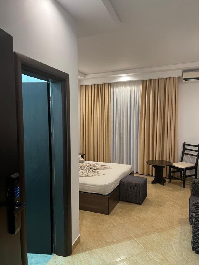 Hotel Zverneci Екстер'єр фото